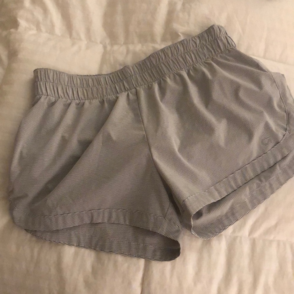 Gap running shorts size xs. Grey and white stripe